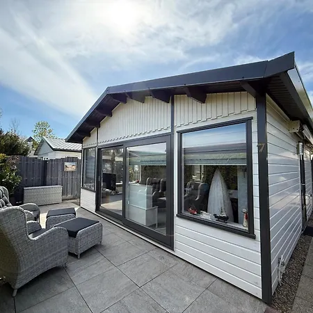 Sunny Escape Hoek Holland Holiday home