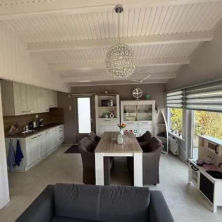 別荘 Sunny Escape Hoek Holland フク・ファン・ホラント