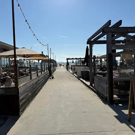 Sunny Escape Hoek Holland