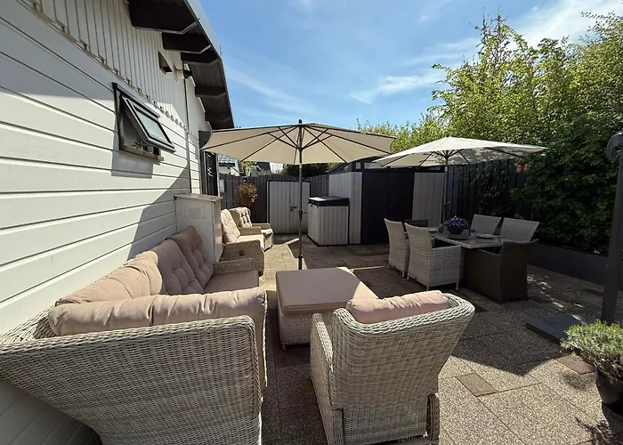 Sunny Escape Hoek Holland * Хук-ван-Холланд