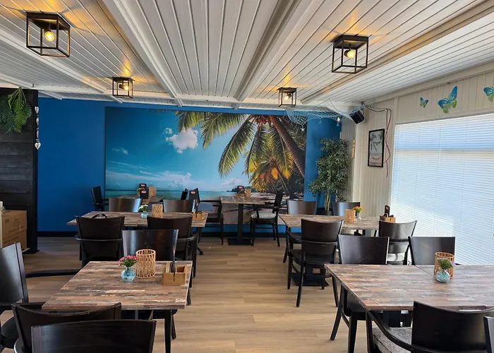 Sunny Escape Hoek Holland * Хук-ван-Холланд