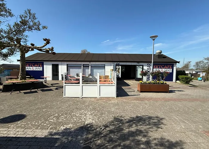 Дом отдыха Sunny Escape Hoek Holland Хук-ван-Холланд